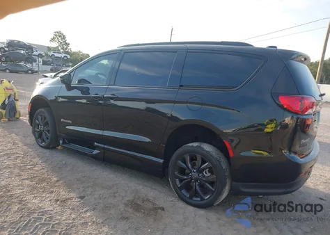 2019 Chrysler Pacifica Limited from USA, damaged, VIN 2C4RC1GG6KR525127